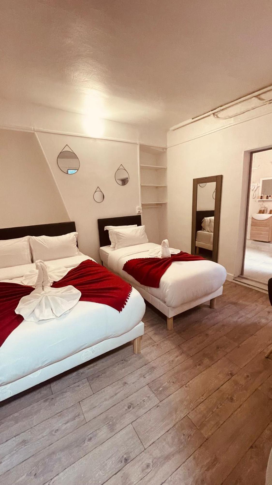 Hotel Louvain Paris Exterior photo